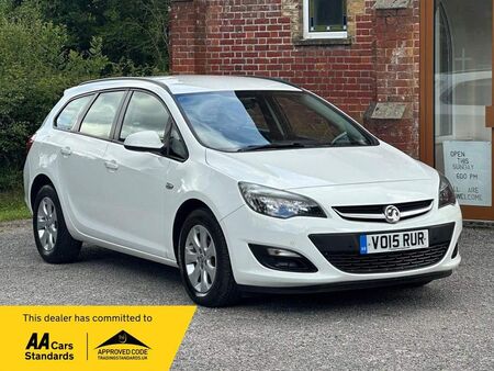 VAUXHALL ASTRA 1.6i Design Sports Tourer Auto Euro 6 5dr