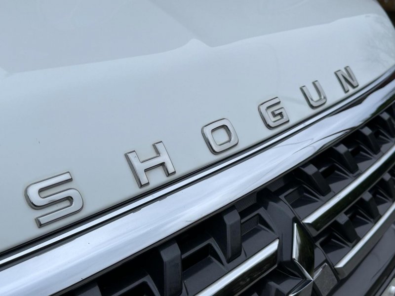 MITSUBISHI SHOGUN