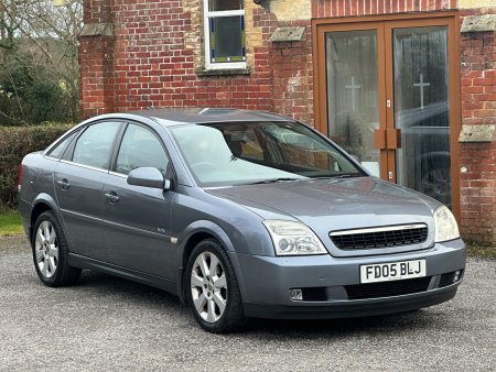 VAUXHALL VECTRA 1.8i 16v Elite 5dr