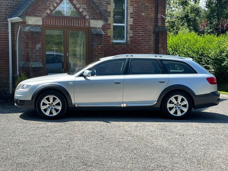 AUDI A6 ALLROAD